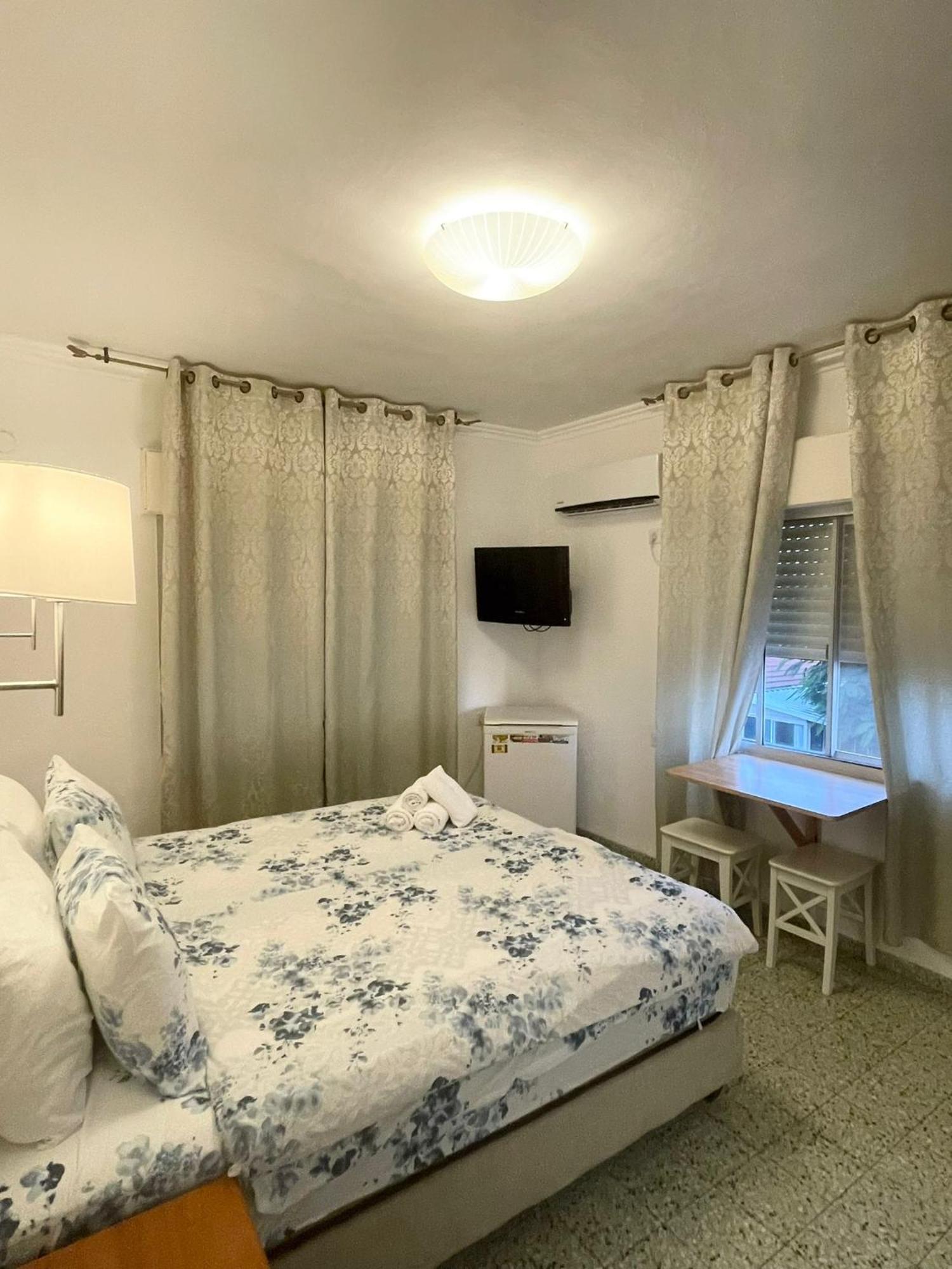 Amigo Hotel On The Beach Naharijja Zewnętrze zdjęcie